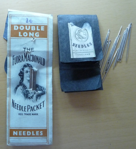 Vintage sewing needles some - -,