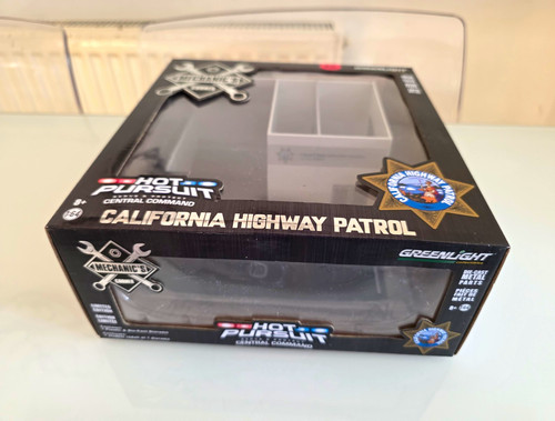 Greenlight hot pursuit police - hot,