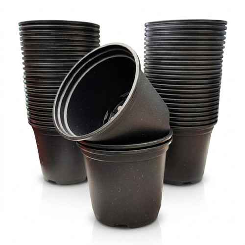 5cm plastic plant pots - 10.5cm,