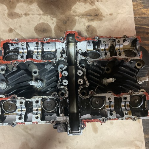 Suzuki 850 cylinder head - cylinder, head-