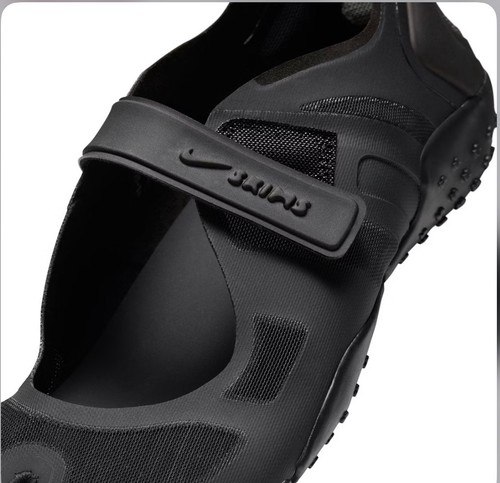 Nwt nikeskims footwear - footwear, rift