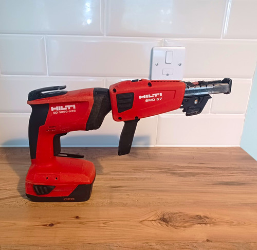Hilti d500 dry wall - b, screw