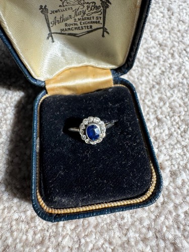 Platinum sapphire and diamond - sapphire,