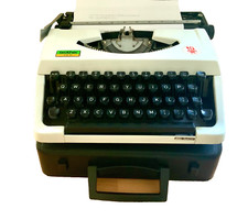 Brother 100 white/cream and black vintage manual typewriter fully working vgc