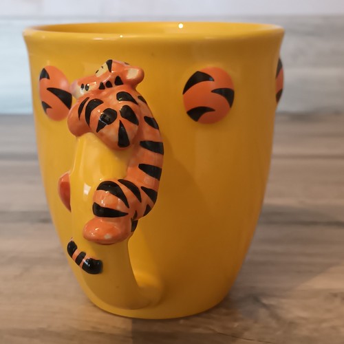 Disney store winnie the - store,