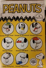 Full set of 8 PEANUTS SNOOPY