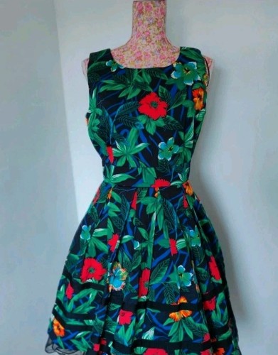 Floral 50s style - floral, size