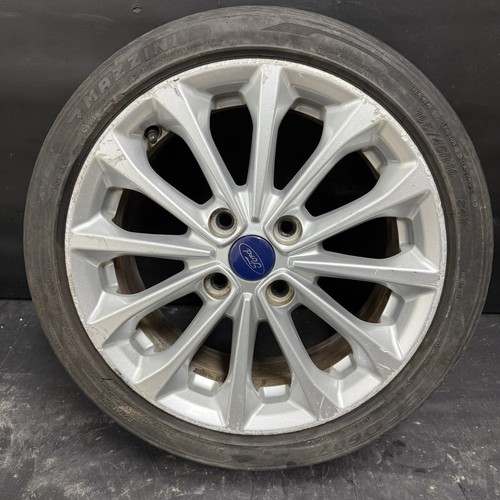 Ford fiesta max titanium - b, x