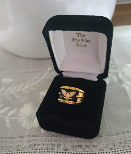 The franklin mint - mint, yellow
