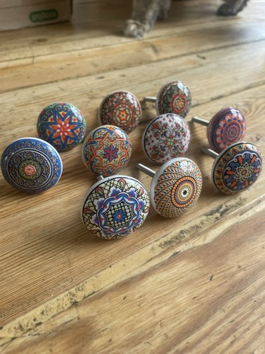 Multi coloured ceramic - x,