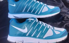 NEW WOMENS   Nike LUNAR