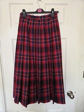VIYELLA Pleated Kilt Skirt size 10 Womens Tartan Check Red Green Vintage Wool