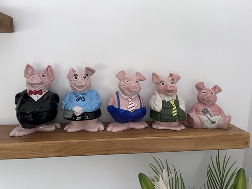 Full set natwest pigs - full, 5