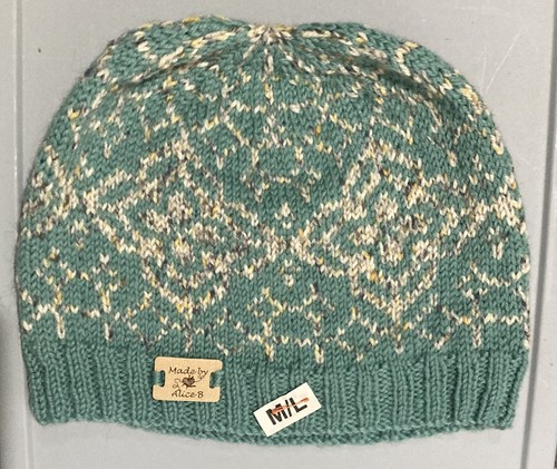 Hand knitted shetland wool - hand,
