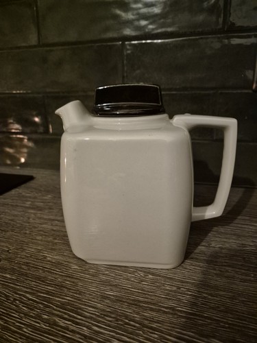 Goblin teapot vintage - vintage,, square