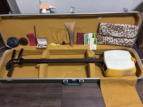 Japanese shamisen hard - shamisen,