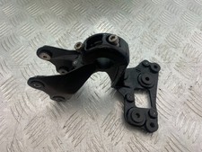 TRIUMPH 675 STREET TRIPLE R HEADLIGHT MOUNTING BRACKET  YEAR 2013 - 20 (CMB1221)