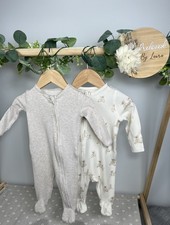 Mamas & Papas Baby Unisex Set of 2 Preloved Zip Sleepsuits 0-3 Month