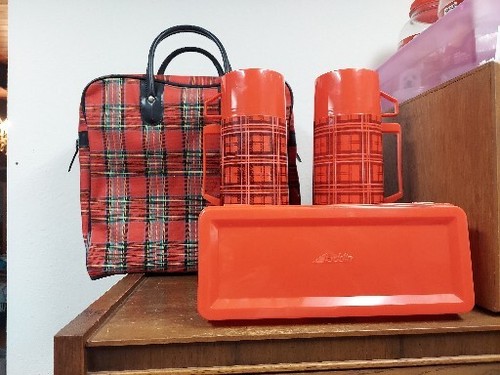 Aladdin red tartan plaid - red,