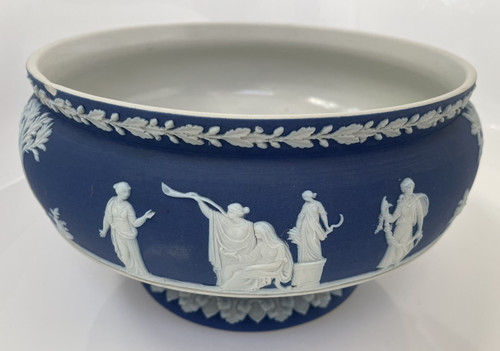Wedgwood blue jasperware - wedgwood,