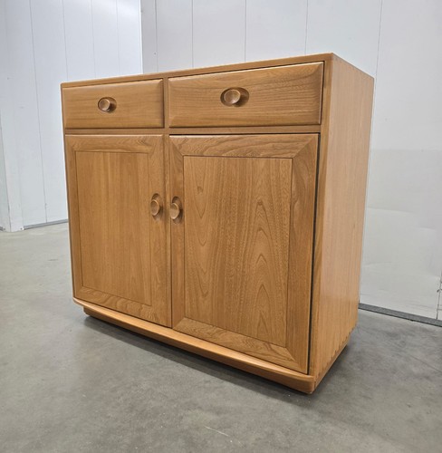 Ercol windsor two door high - ercol,