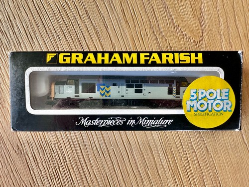 Graham farish gauge class 37 - graham,
