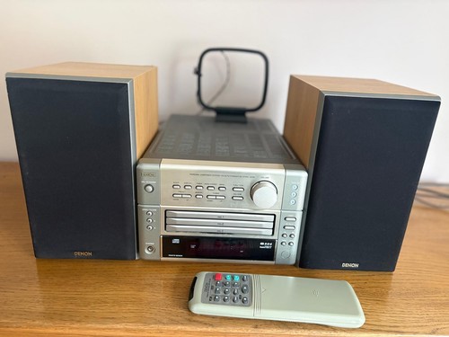 Denon mini hifi with 3 - (ud-m5),