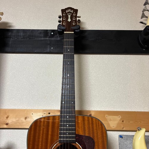 Guild 120 acoustic guitar - guild,