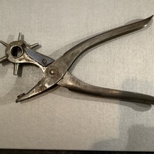 Vintage Maun Industries No.2160 Hole Punch - Made in England - Home Handy Tools