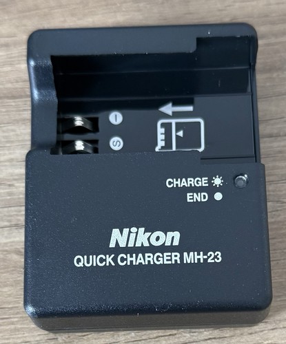 Nikon quick charger - mh-23,