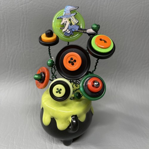 Button flower bouquet - bouquet, in