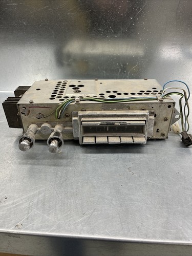 Antique automobile radio - automobile,