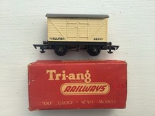 Triang R14 Fish Van. Boxed