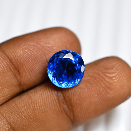 Natural blue sapphire ct - 9.9,