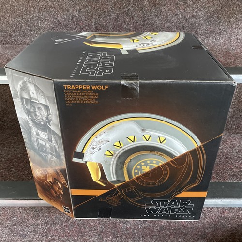 Star wars black series - star,