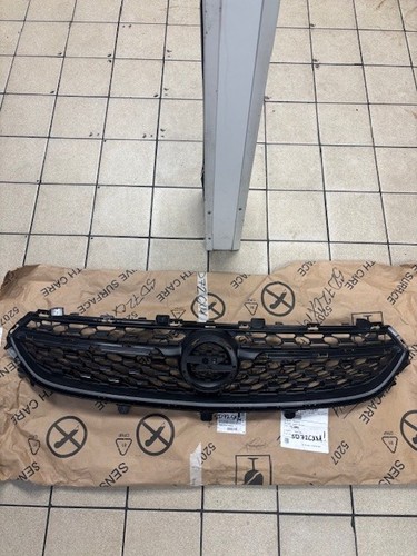 Genuine vauxhall corsa - genuine, f