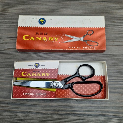 Vintage red canary pinking - red,