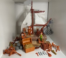 Vintage 2004 Famosa Peter Pan Lost Boy Raft Playset With Figures & Accessories