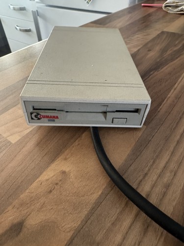Cumana cax 354 commodore amiga - cumana, cax-354