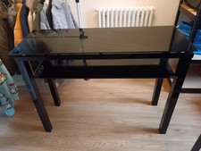 Black Glass TV Stand/console Table