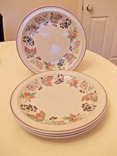 WEDGWOOD ROSEBERRY  SET of 4   Breakfast / Salad / Lunch Plates 