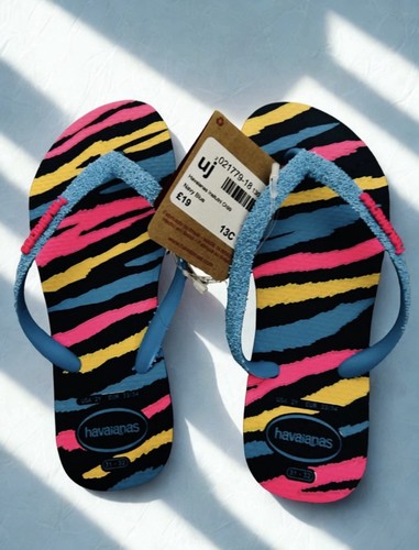 Bnwt girls sparkly flipflops - bnwt,