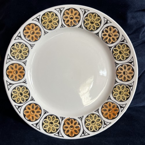 Vintage 24cm dinner plate - vintage,
