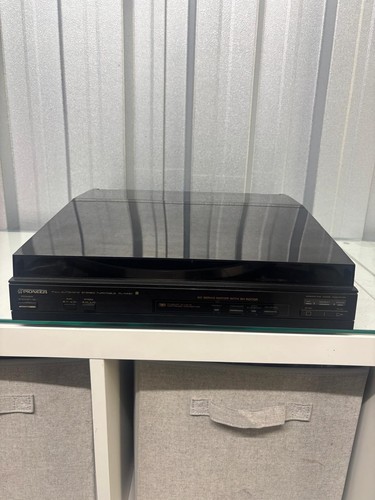 Pioneer turntable model - turntable,