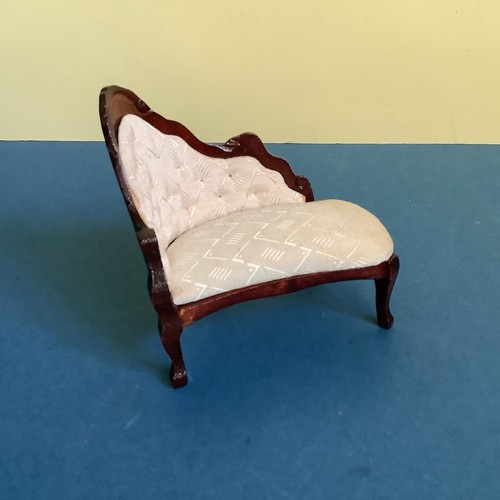 Scale dolls house - dolls,