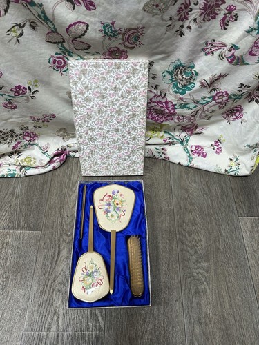 Delina piece dresser - 4, set