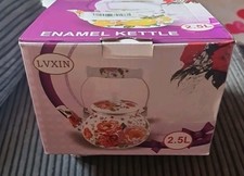 LVXIN Flowers coloured Teapot