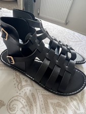 Women Flat Sandals Strap Black Gladiator Shoes Roman sz 6.5 EU 40