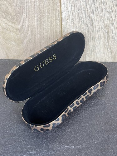 Guess glasses case - guess,