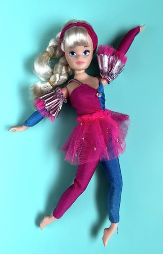 Sindy 1987 vintage - 🩶,